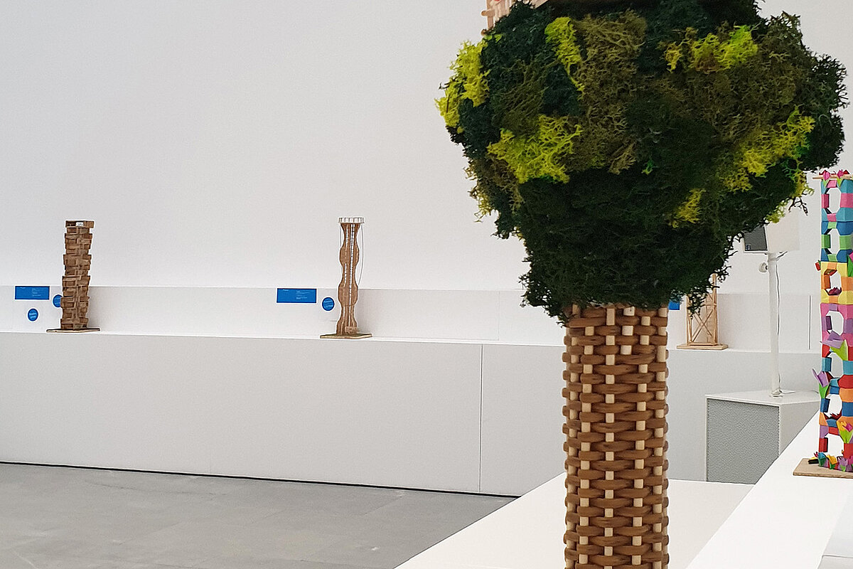 Hoch hinaus! – Ausstellung zeigt Modellarbeiten von Schüler*innen